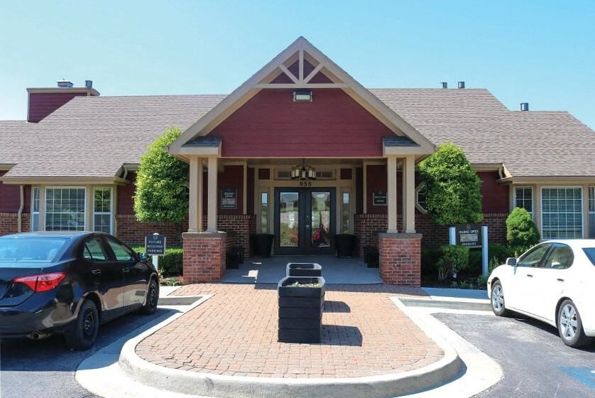 Coach House Apartments - Photo 2 of 40