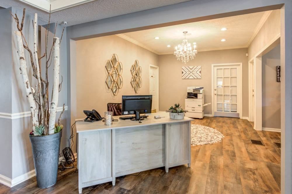 Coach House Apartments - Photo 3 of 40