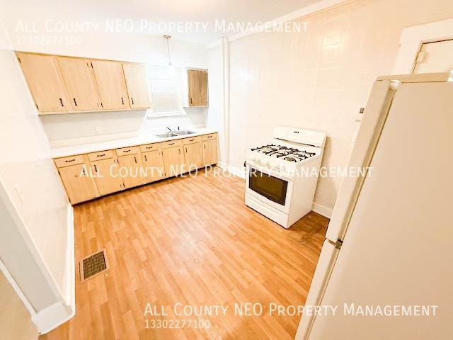 911 Fulton Road Northwest #1 - Photo 4 of 16