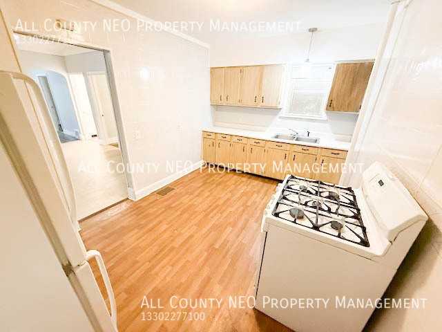 911 Fulton Road Northwest #1 - Photo 5 of 16