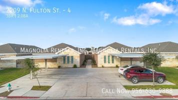 featured image of 2209 N Fulton St #4