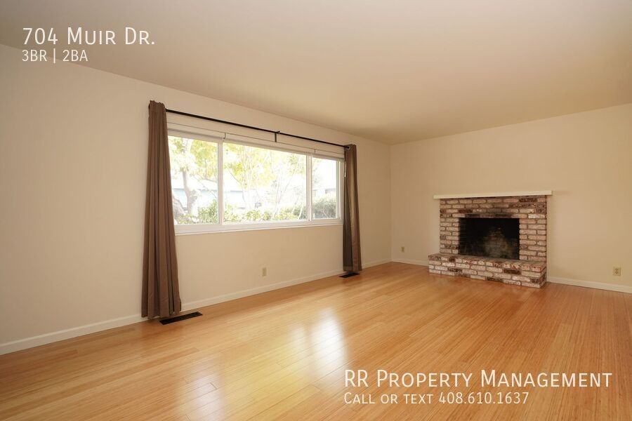 704 Muir Dr - Photo 5 of 36