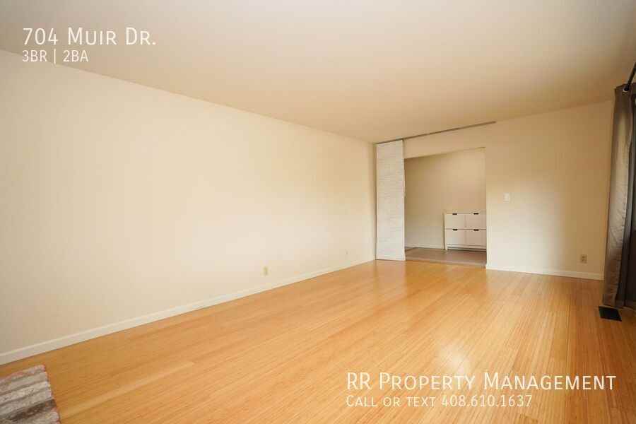 704 Muir Dr - Photo 6 of 36