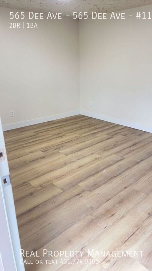 565 Dee Ave - 565 Dee Ave #11-1-12 - Photo 3 of 4