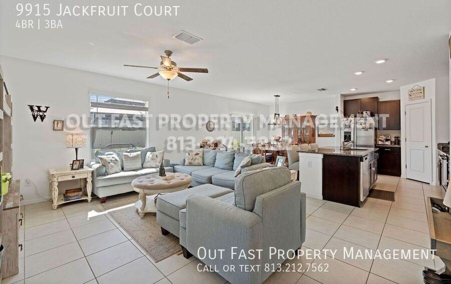 9915 Jackfruit Court - Photo 3 of 50