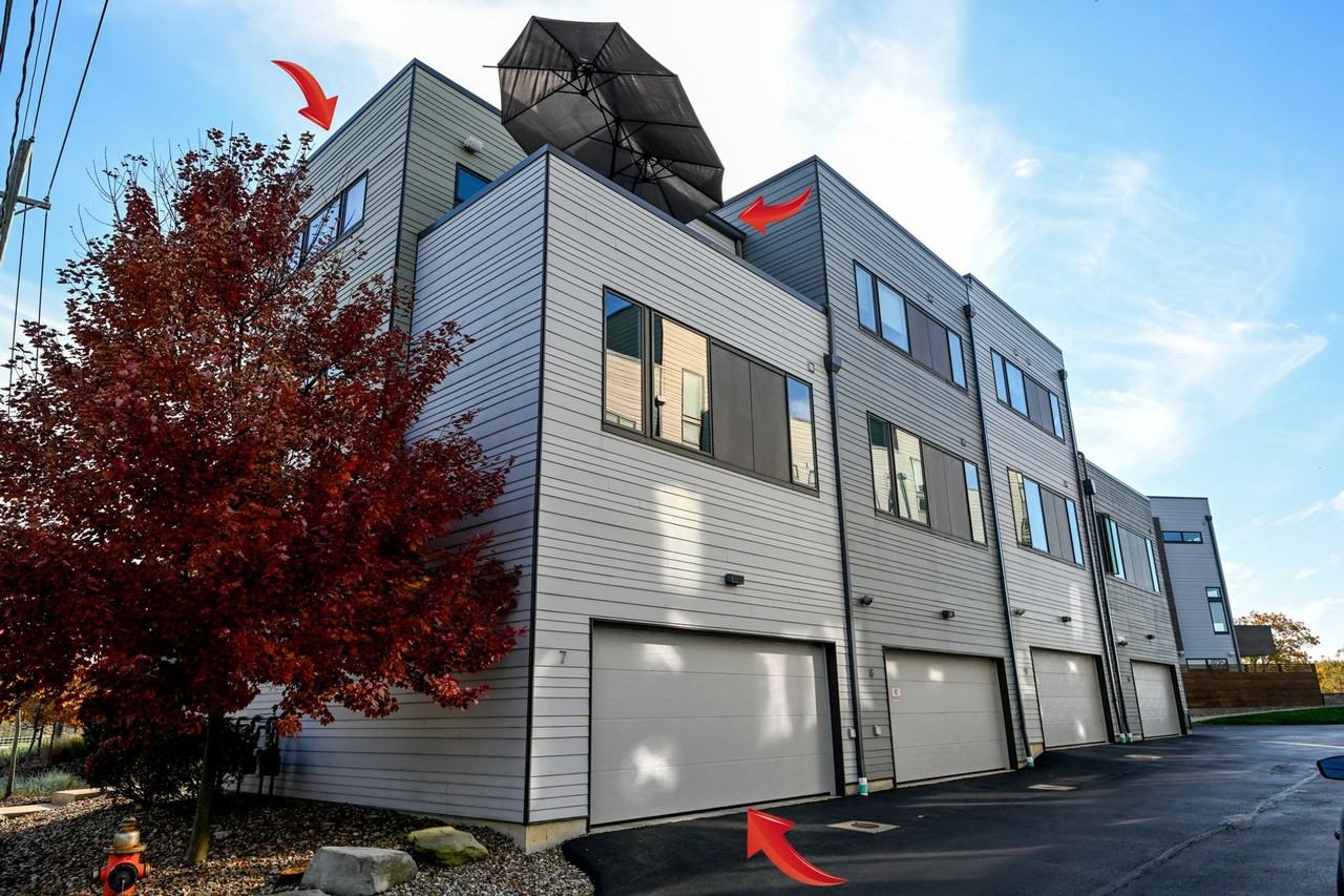 18875 18875 Riversouth Terrace #7 - Photo 2 of 46