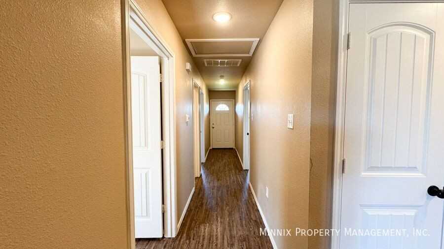 2519 North Avenue P - Photo 6 of 14