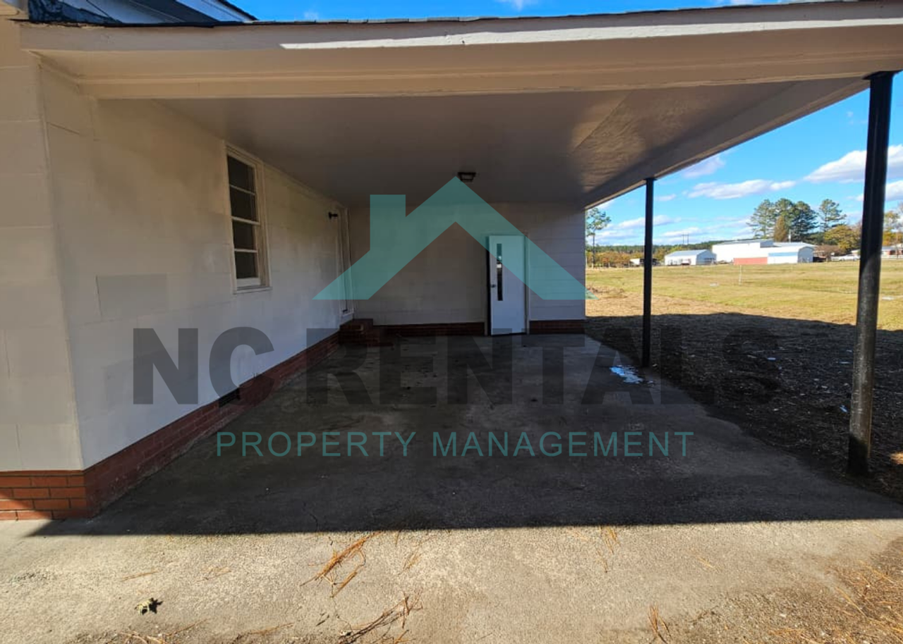 252 Westbrook Ave - Photo 4 of 27