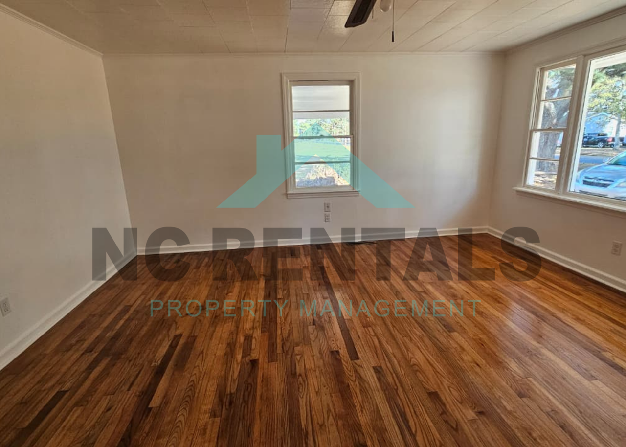 252 Westbrook Ave - Photo 7 of 27