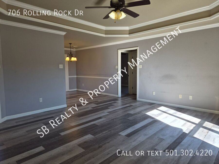 706 Rolling Rock Dr - Photo 3 of 22