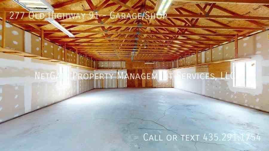 277 Old US Highway 91 - Photo 4 of 7