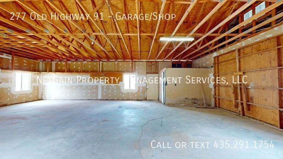 277 Old US Highway 91 - Photo 5 of 7