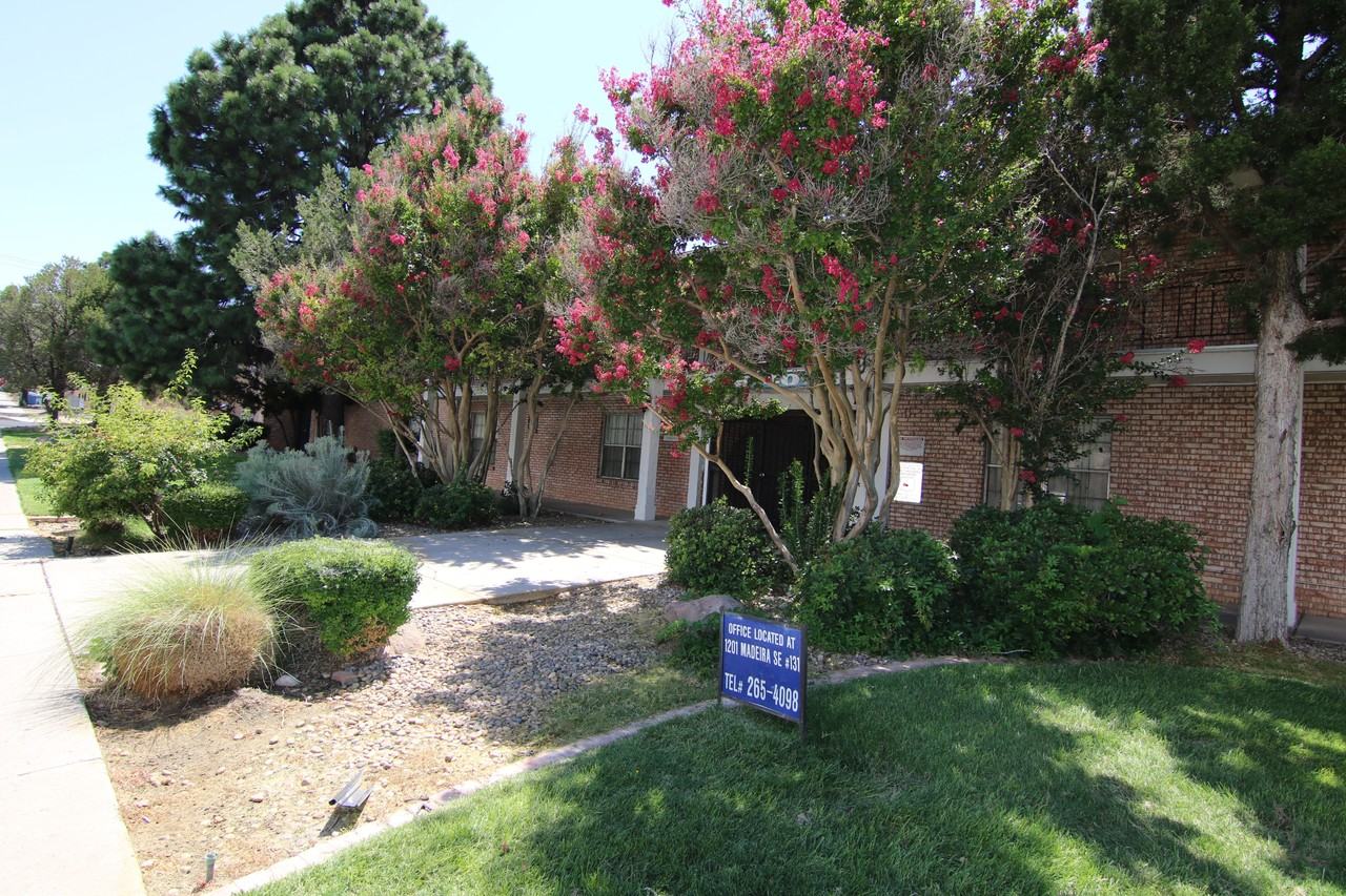 Somerset Park - Photo 2 of 17