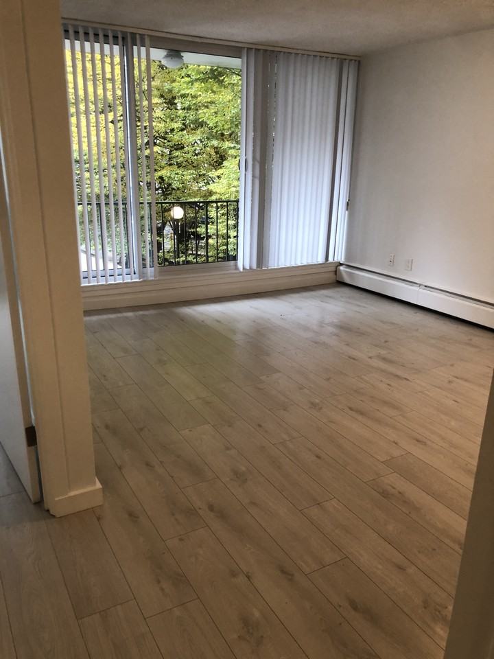 1636 Haro Street #201 - Photo 5 of 6