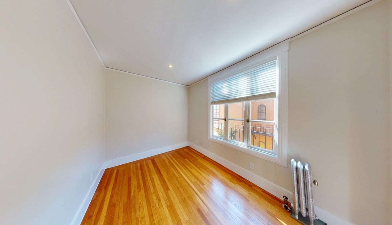 1340 Taylor Street - Photo 6 of 32