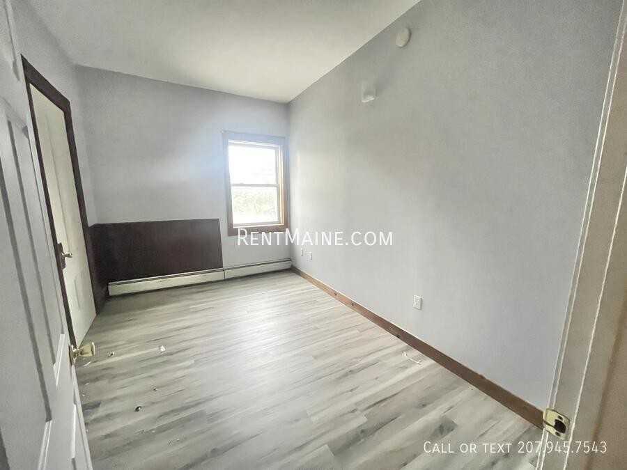 255 Main St #1 - Photo 4 of 7