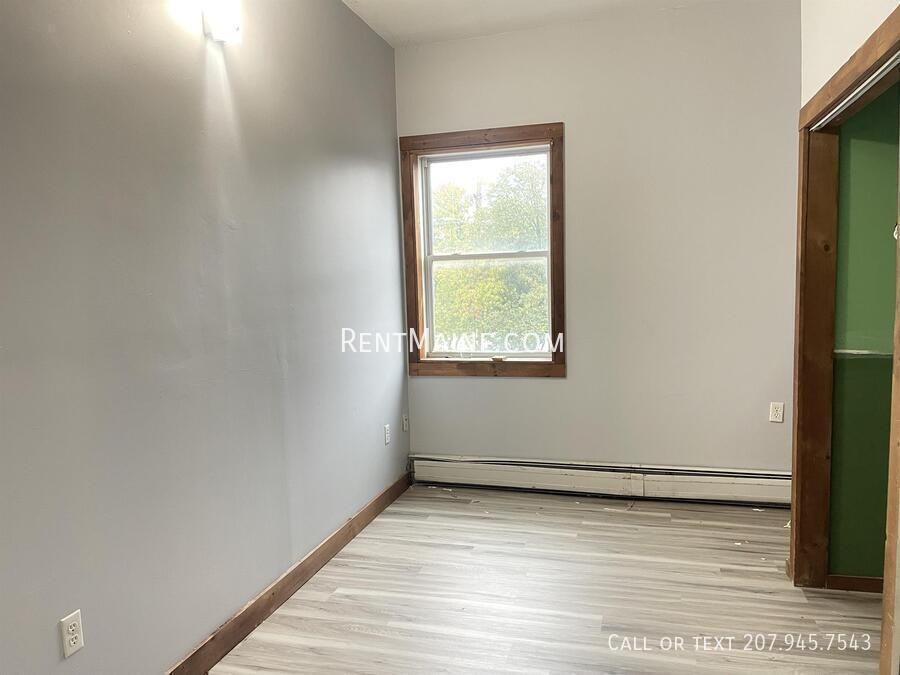 255 Main St #1 - Photo 5 of 7