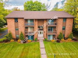 featured image of 913 Brookfield Dr #4