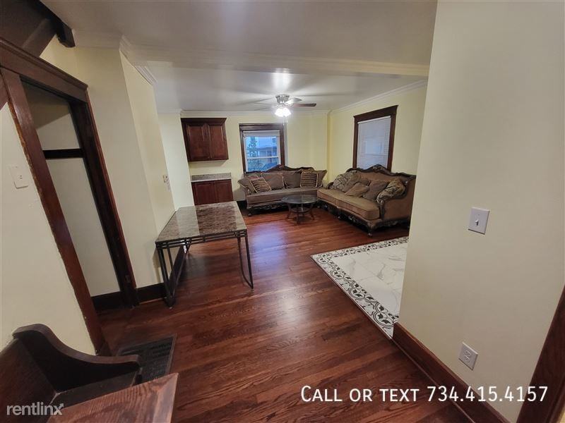 426 S 4th Ave #3 - Photo 6 of 6