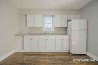 4011 Elm Street #1R - Photo 1 of 1