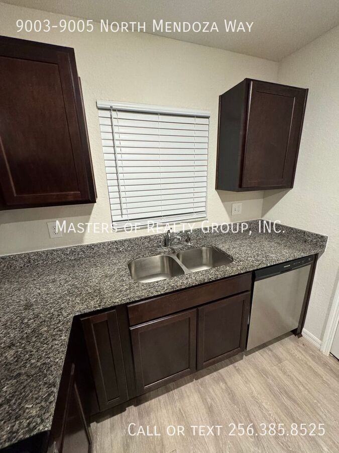 9003 N Mendoza Way - Photo 4 of 14