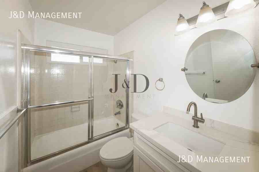 40 Oaklawn Ave #05 - Photo 6 of 11