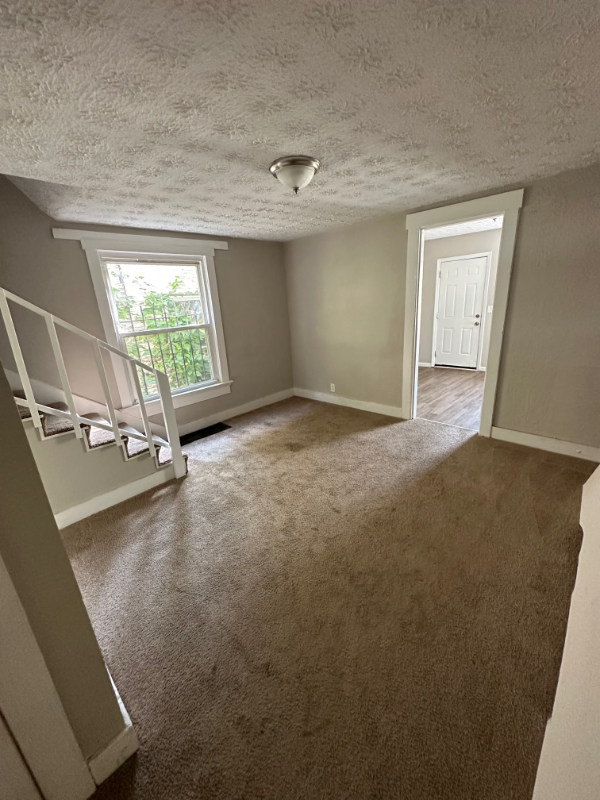 685 Randolph Street #685 - Photo 3 of 7