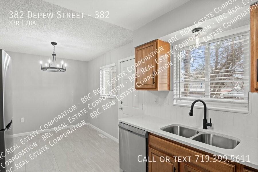 382 Depew Street #382 - Photo 6 of 19