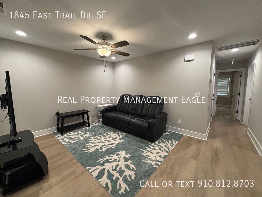 1845 E Trail Dr Se - Photo 2 of 17