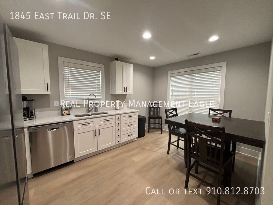 1845 E Trail Dr Se - Photo 5 of 17