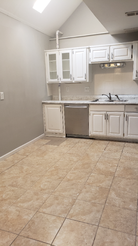 9531 West 77th Terrace - Photo 5 of 29