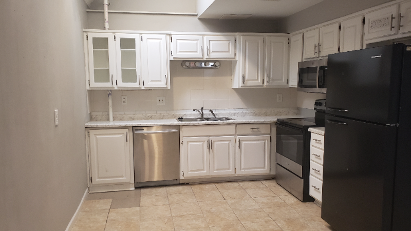 9531 West 77th Terrace - Photo 6 of 29