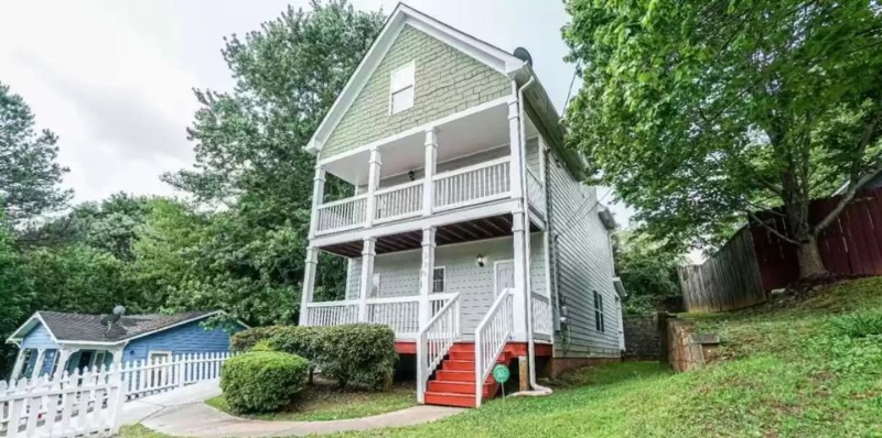 339 Henry Aaron Ave Sw - Photo 7 of 9