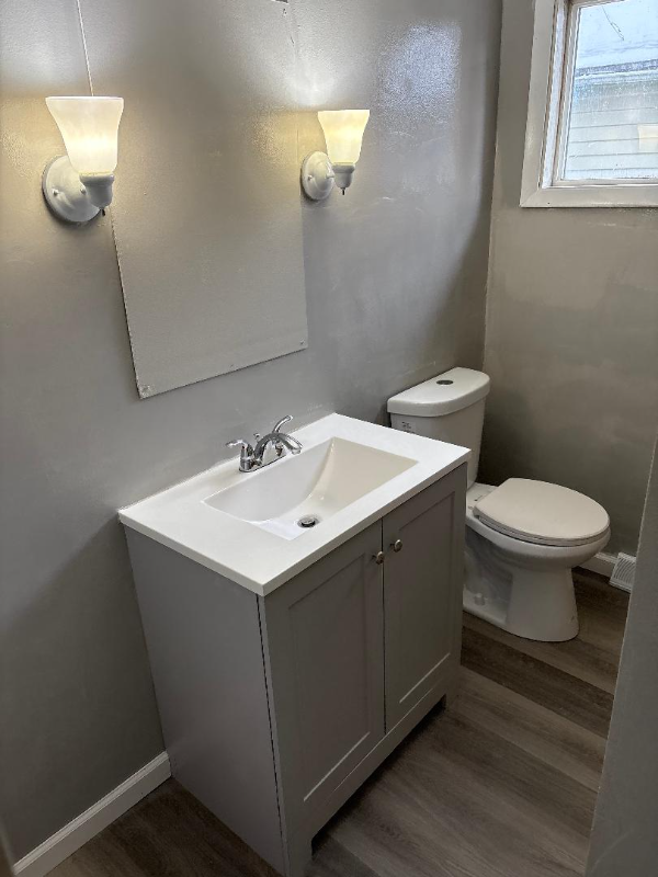 190 Aurora Ave - Photo 5 of 12