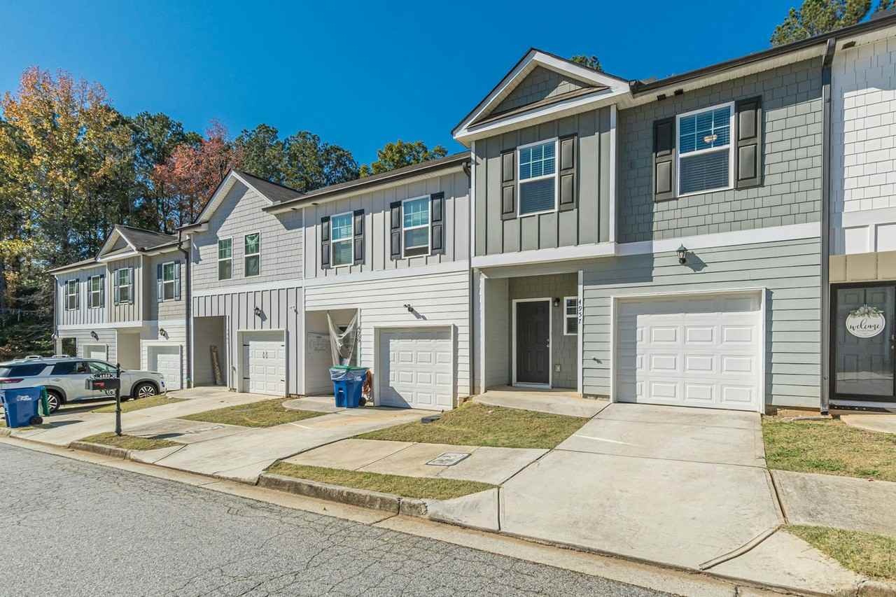 4957 Elm Brook Drive - Photo 3 of 50