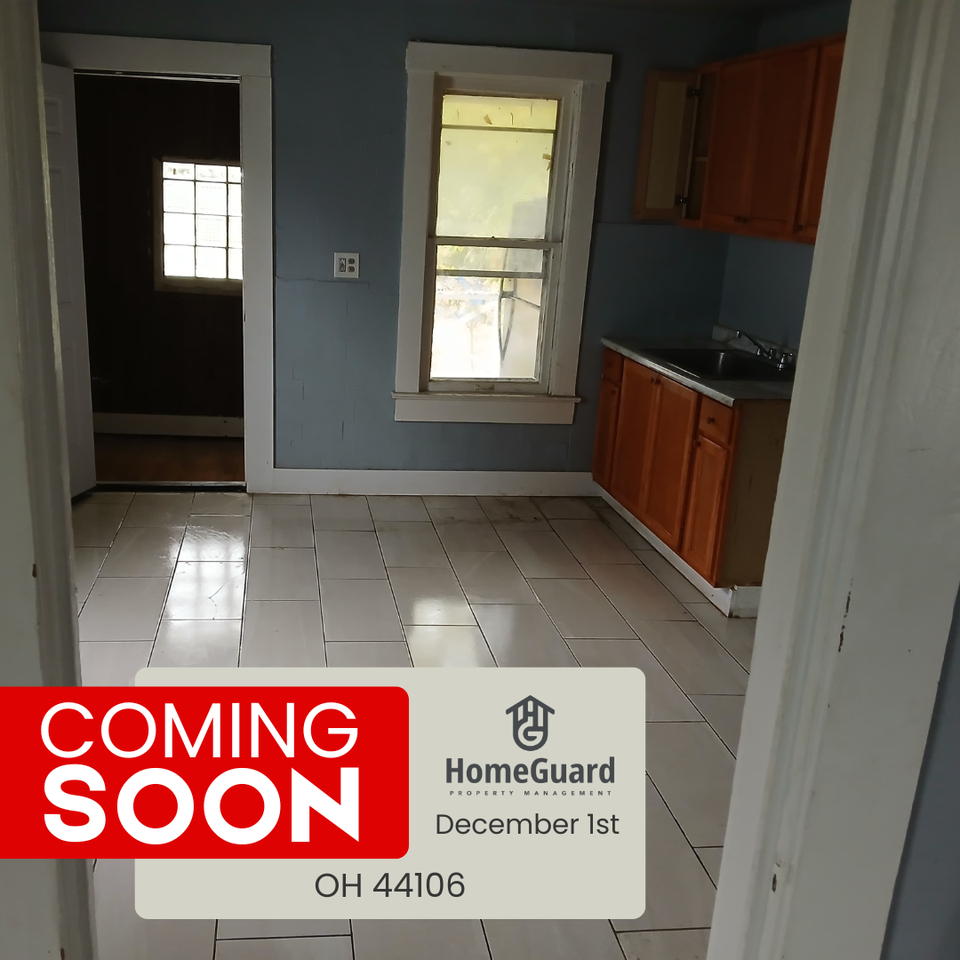 12714 Farringdon Avenue - Photo 3 of 6