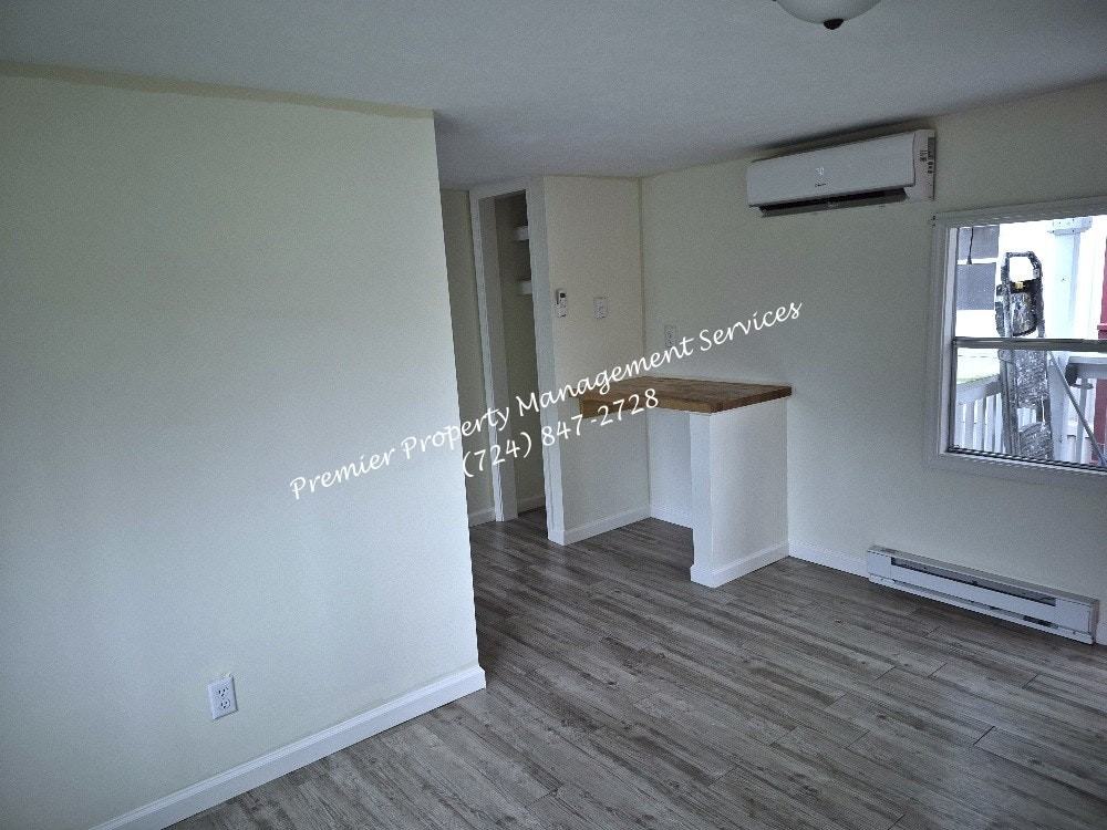 3401 45th Street, Unit A - Photo 4 of 10