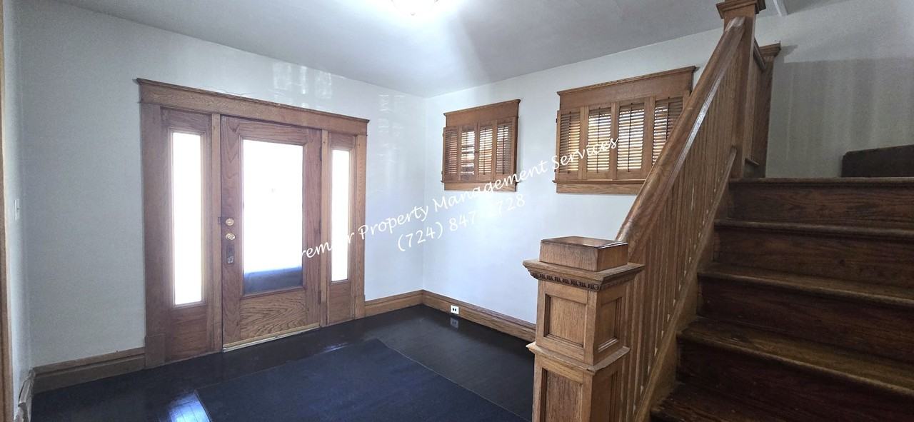 922 Winslow Avenue - Photo 4 of 40