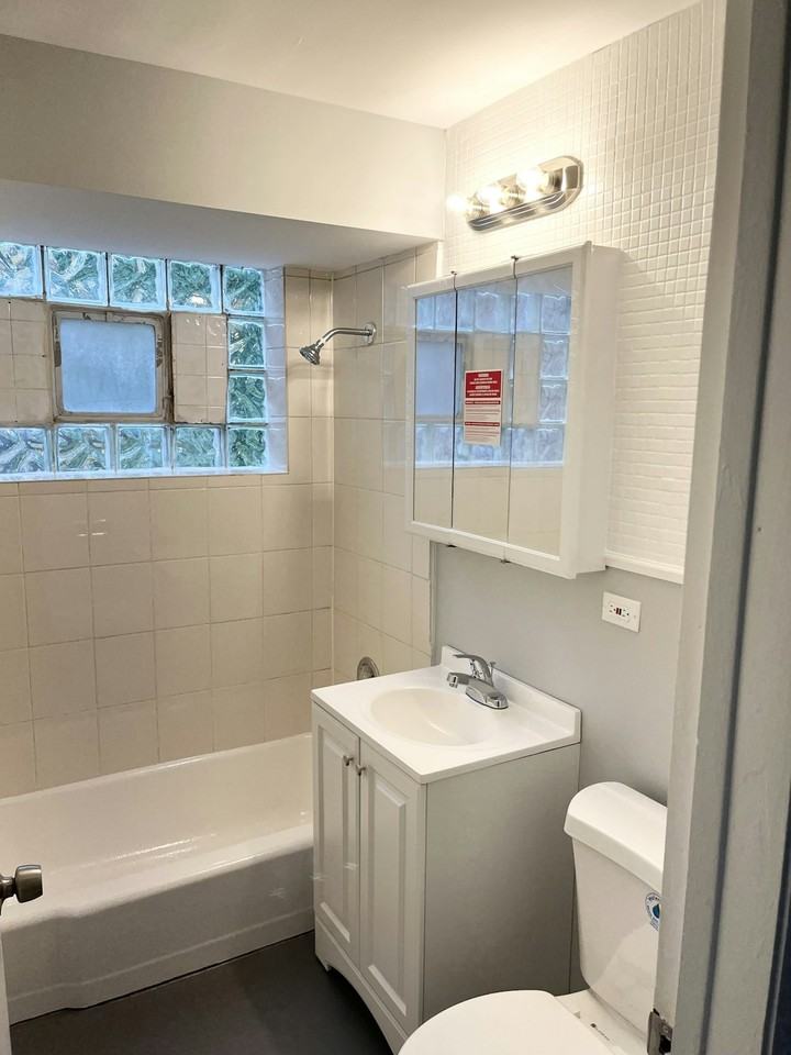 9212 South Kedzie Avenue, Unit 1W - Photo 6 of 6