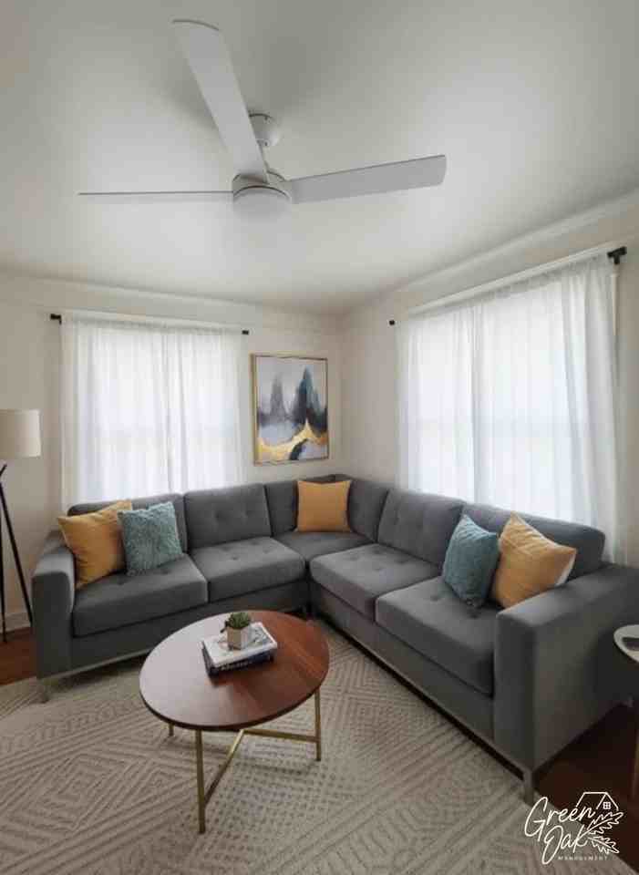 13000 Rockside Road - Photo 3 of 11