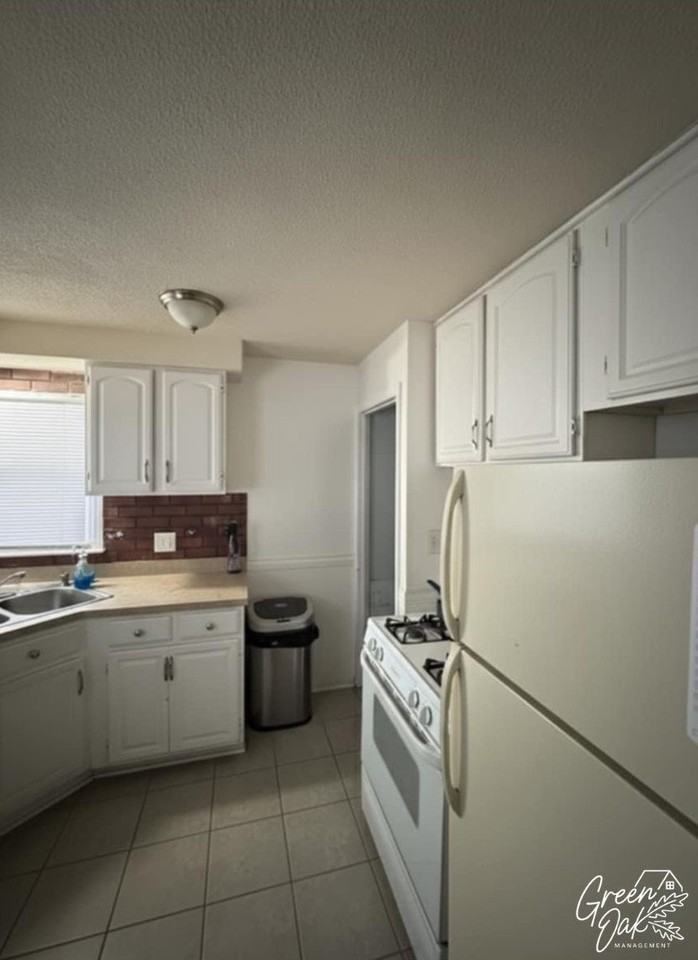 13000 Rockside Road - Photo 6 of 11