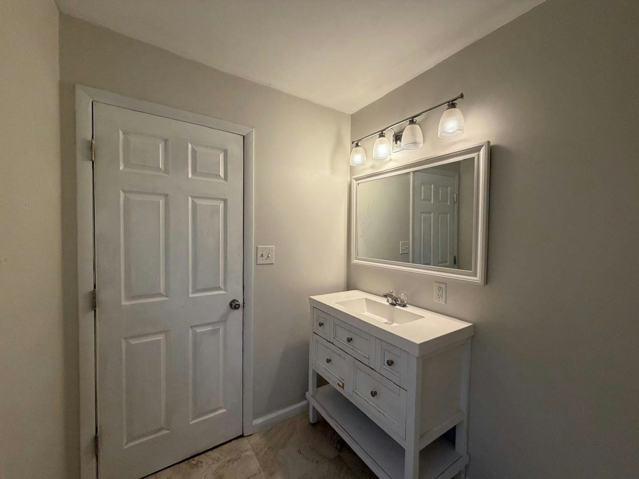 307 4th Street - Photo 3 of 10