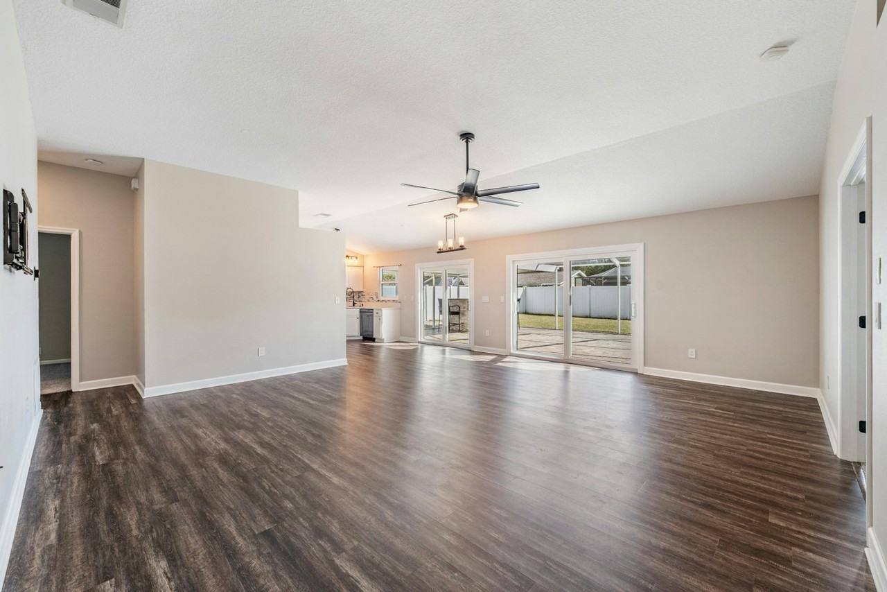 714 Satin Leaf Avenue - Photo 2 of 20