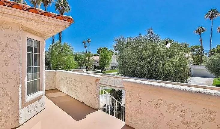 336 Desert Falls Dr E - Photo 4 of 18