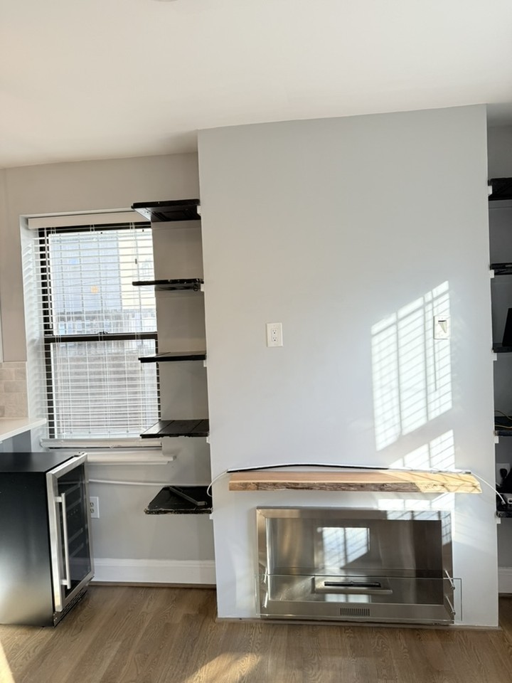 661 Morris Pl Ne #3 - Photo 3 of 18