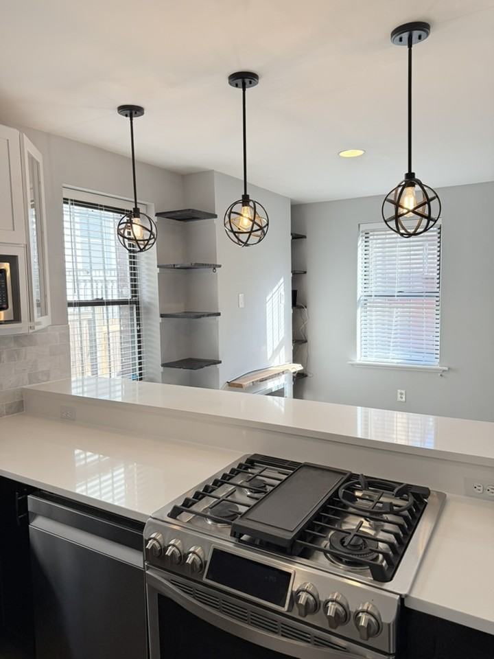661 Morris Pl Ne #3 - Photo 5 of 18
