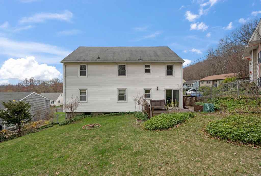 62 Briarwood Rd #3 - Photo 7 of 9