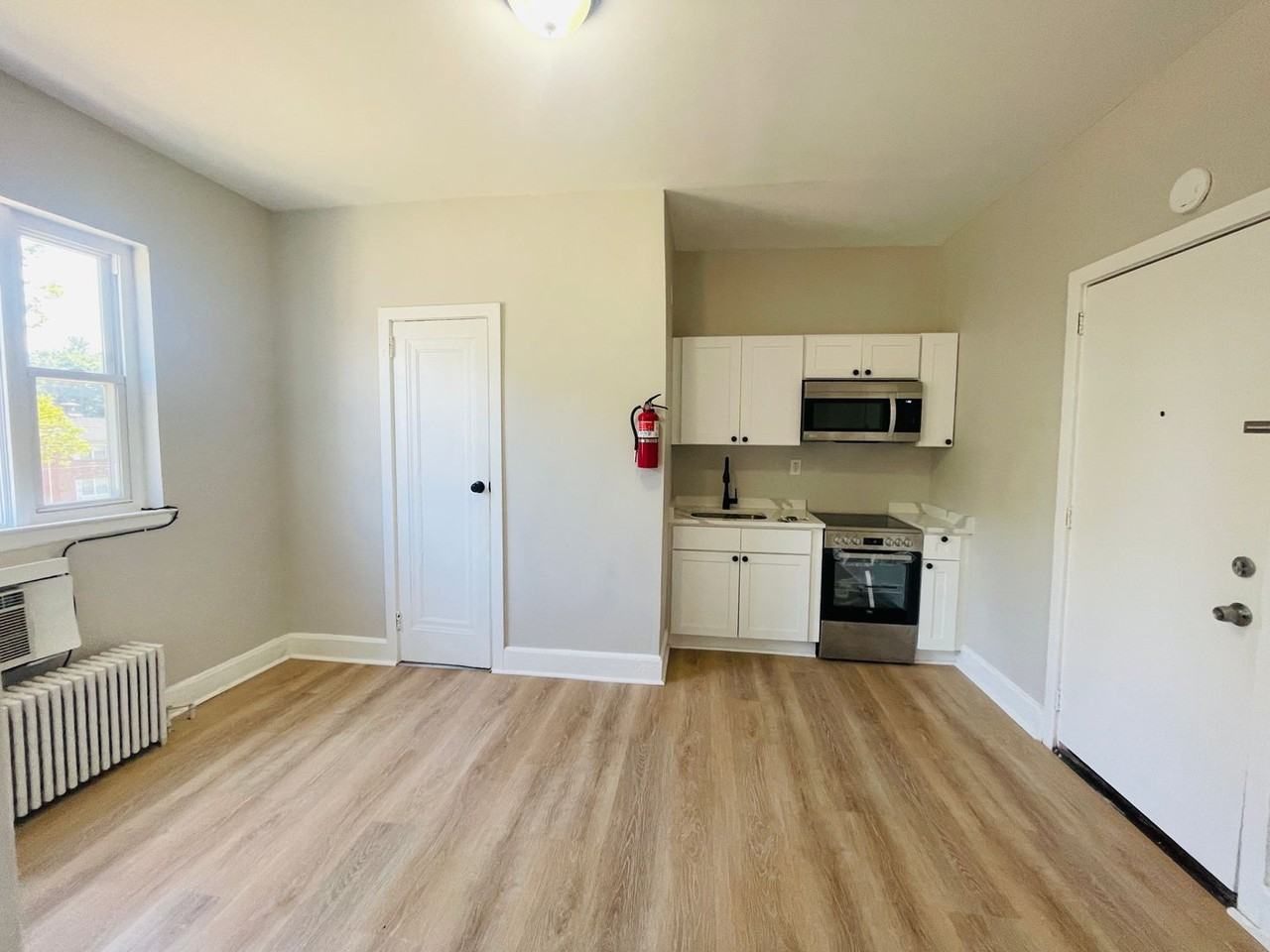 Milton Apartments - Photo 6 of 30