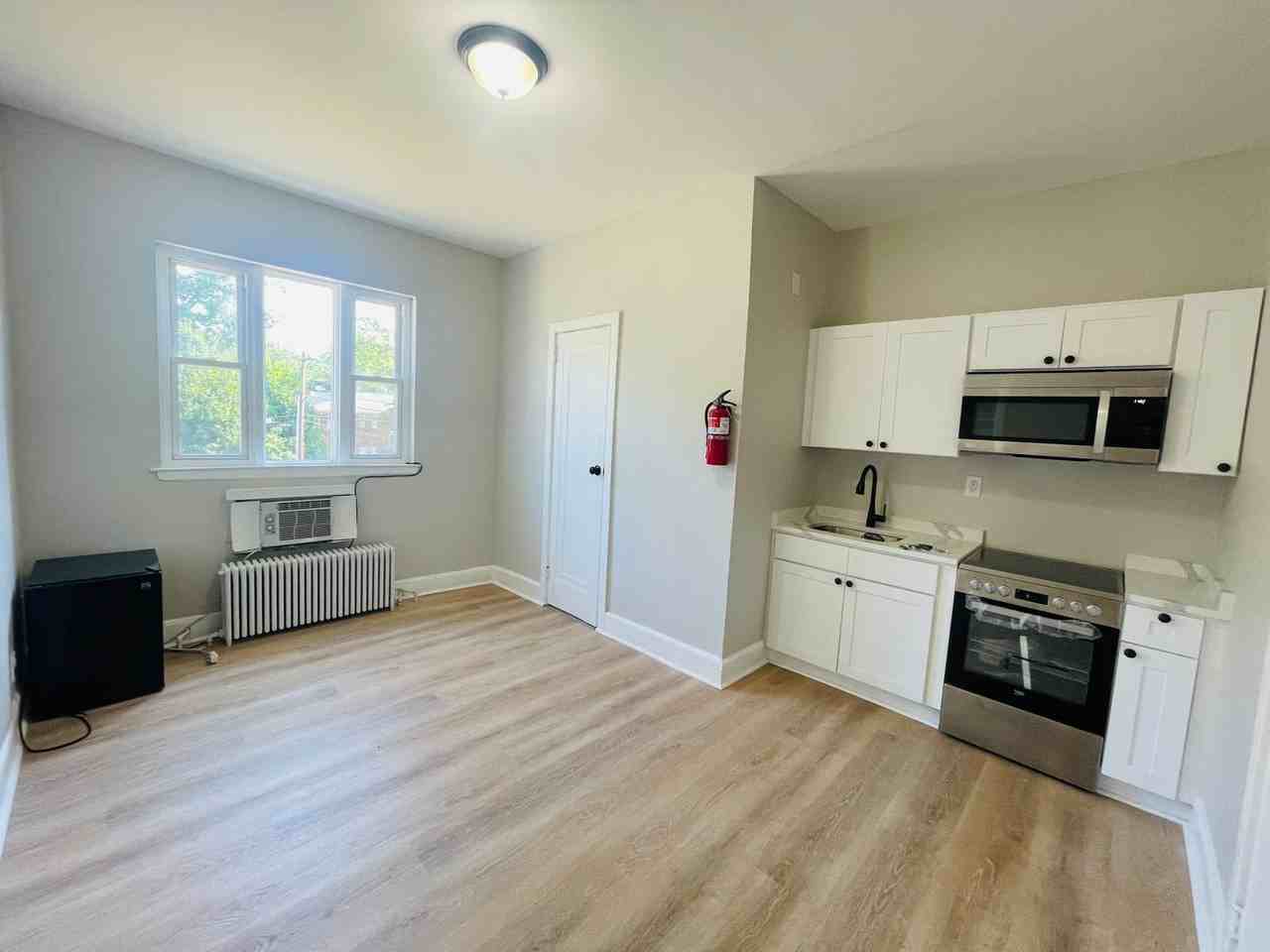 Milton Apartments - Photo 7 of 30