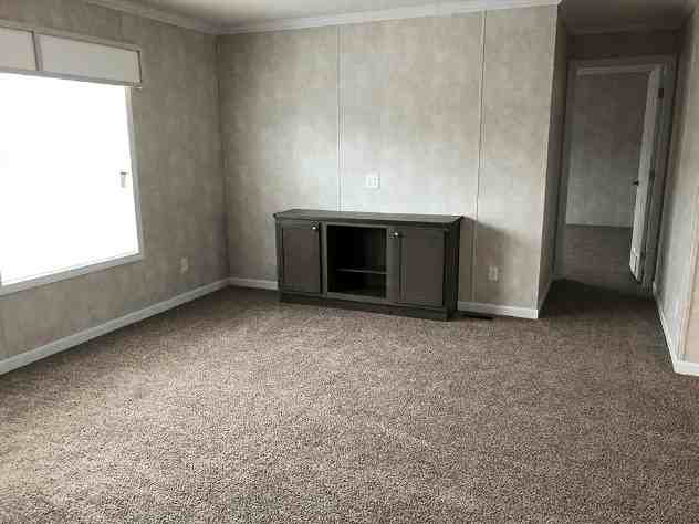 Greenbriar - Photo 6 of 25